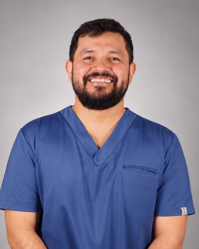 Dr. Eduardo Nunes